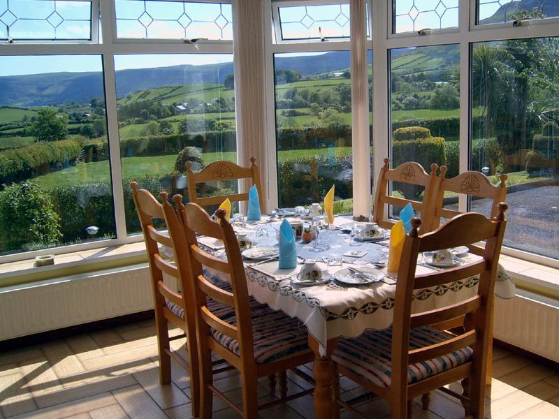 Garron View Bed & Breakfast Cushendall Exterior photo